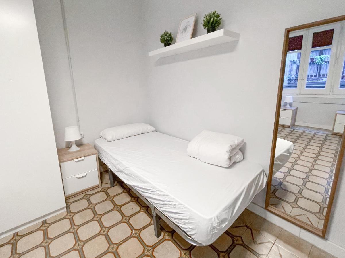 Az The Old Town Hostel - Coliving Zaragoza Exterior foto